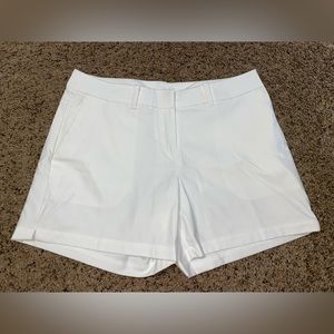 Nike Dri-Fit Women’s Golf Shorts, White, Size 4
